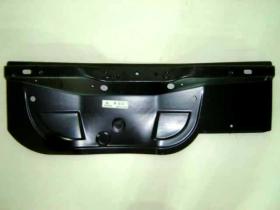 VAUNER 109020290 - AUDI 80 92-*PANEL TRASERO INFERIOR