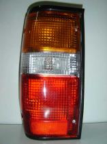 VAUNER 108700251 - MITSU L200 87-*STOP IZQ CJ METALICA