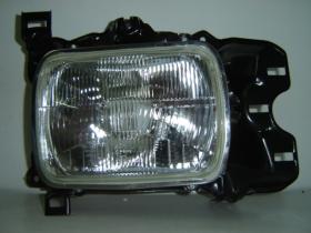 VAUNER 108800114 - NISSAN B11 84-85*FARO IZQUIERDO