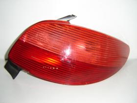 VAUNER 103F17210770 - PEUGEOT 206 98-*PILOTO TRASERO DCH