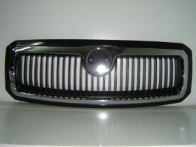 VAUNER 107195305 - SKODA FABIA 99-*REJILLA NEGRA C/MOLDURA