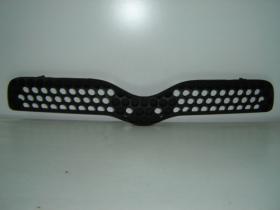 VAUNER 108904304 - TOYOTA YARIS 99-*REJILLA NEGRA