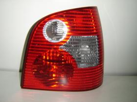 VAUNER 104LLF091 - VW POLO 02-*PILOTO POST DCH FUMADO C/ANT