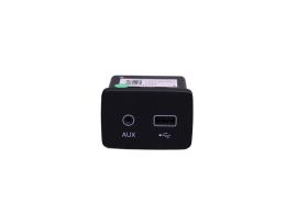 FIAT 735658281 - Módulo electrónico (USB / AUX)  Ref. 07356582810