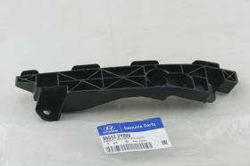 FAMILIA HYUND 865132Y000 - SOPORTE DE PARACHOQUES DELANTERO IZQUIERDO 865132Y000 HYUNDA